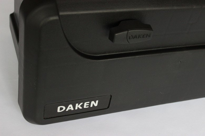 DAKEN 82201 BLACKIT Werkzeugkasten 550x250x295mm 23l mit Montagehalterungen